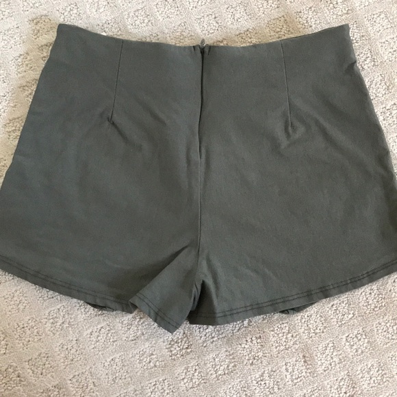 Green Mini Skirt - Picture 2 of 3